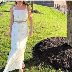 House of Harlow 1960 Linen Blend 2 Piece Set Tank Skirt Embroidered Ivory Green